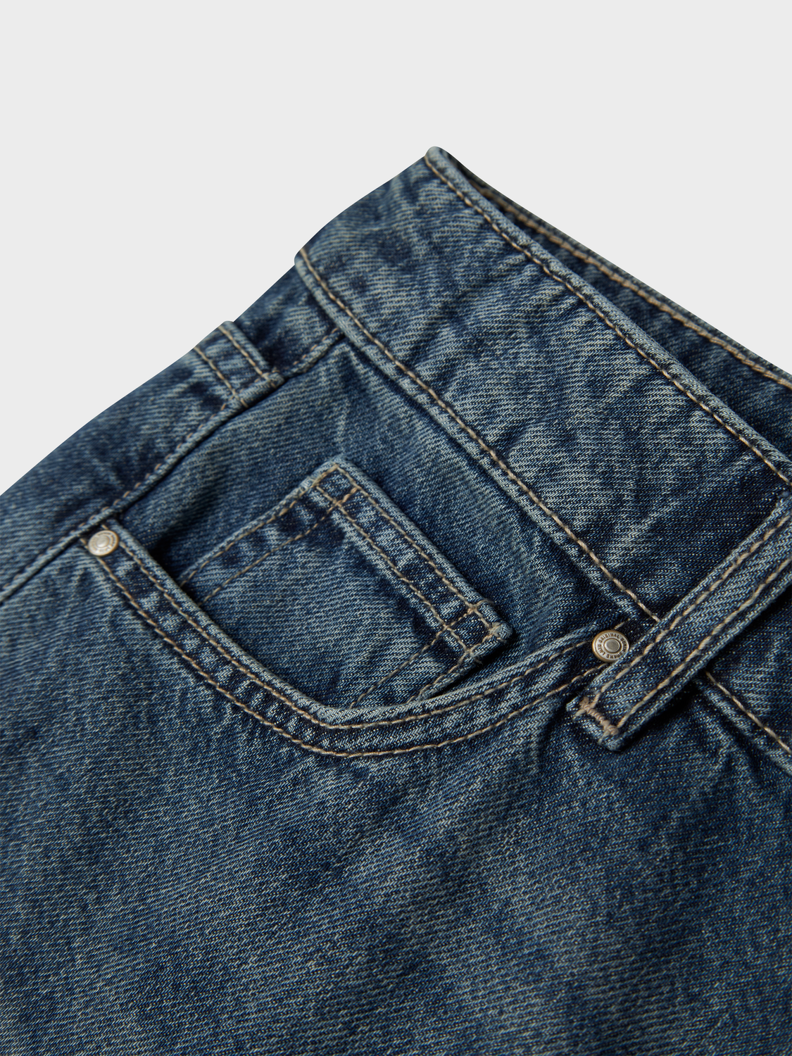 model_shot-detail
